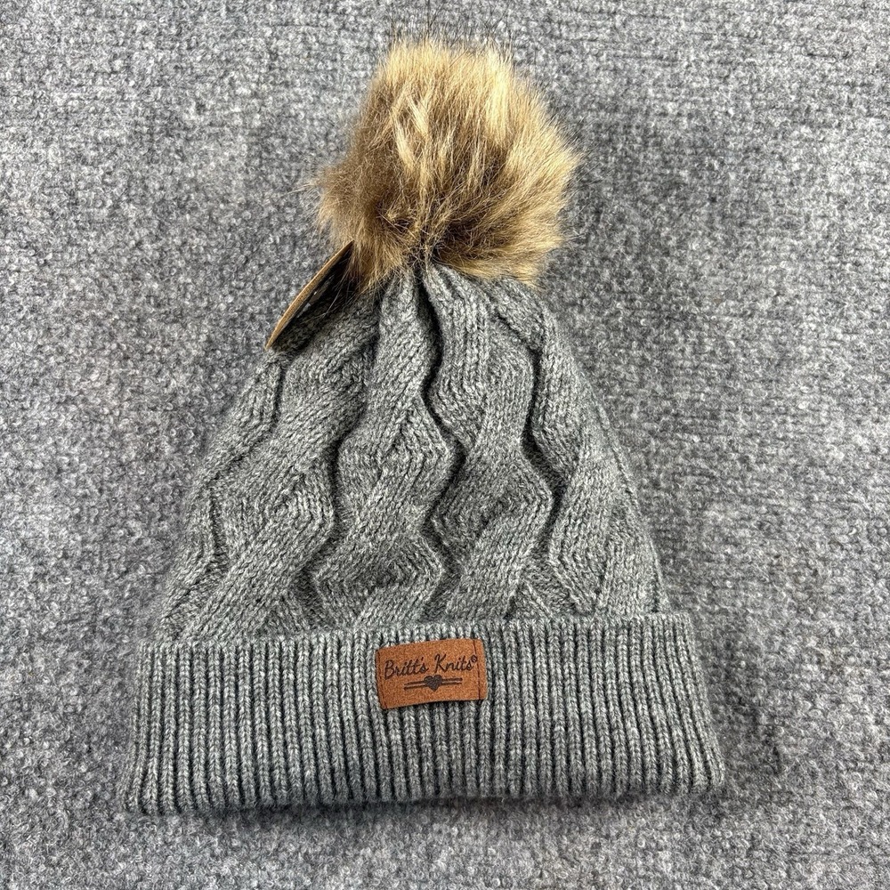 Britts Knits Pom Beanie Women Gray Cable Knit Faux Fur Lined Winter Ski NWT Cozy